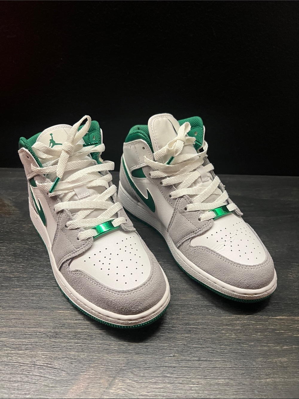 Nike Mid-Top Sneakers in White, Gray, and Green